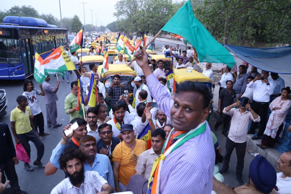 दिल्ली की सड़कों पर दौड़ेंगे कांग्रेस की गारंटी वाले ऑटो रिक्शा 